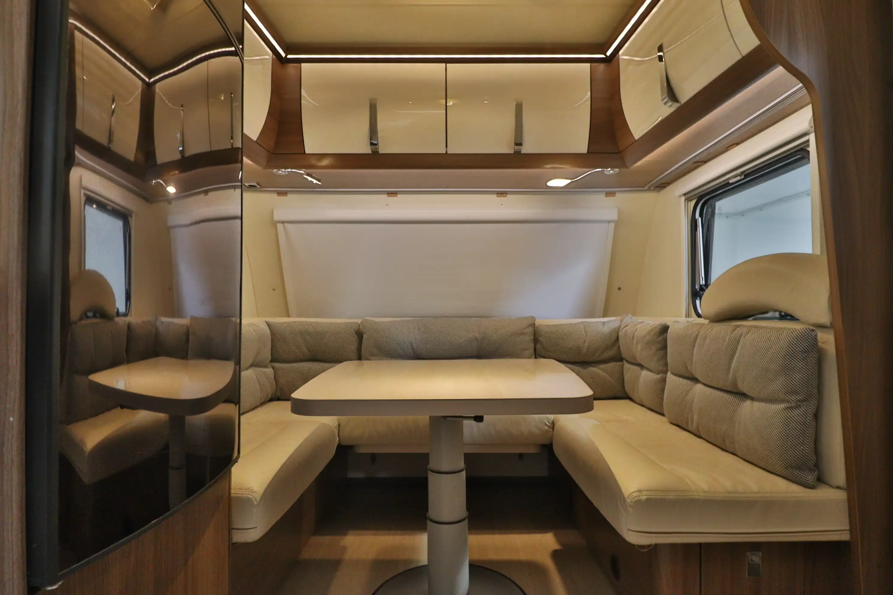 BUERSTNER Averso TOP 465 TS